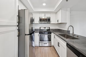 Lakeridge Cir 104-S0204-013.jpg