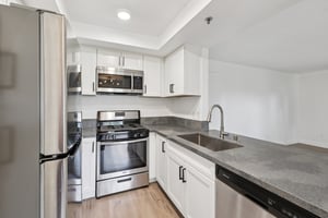 Lakeridge Cir 104-S0204-015.jpg