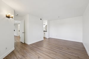 Lakeridge Cir 104-S0204-027.jpg