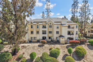 Lakeridge Cir 104-S0204-042.jpg