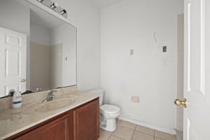  Photo 31