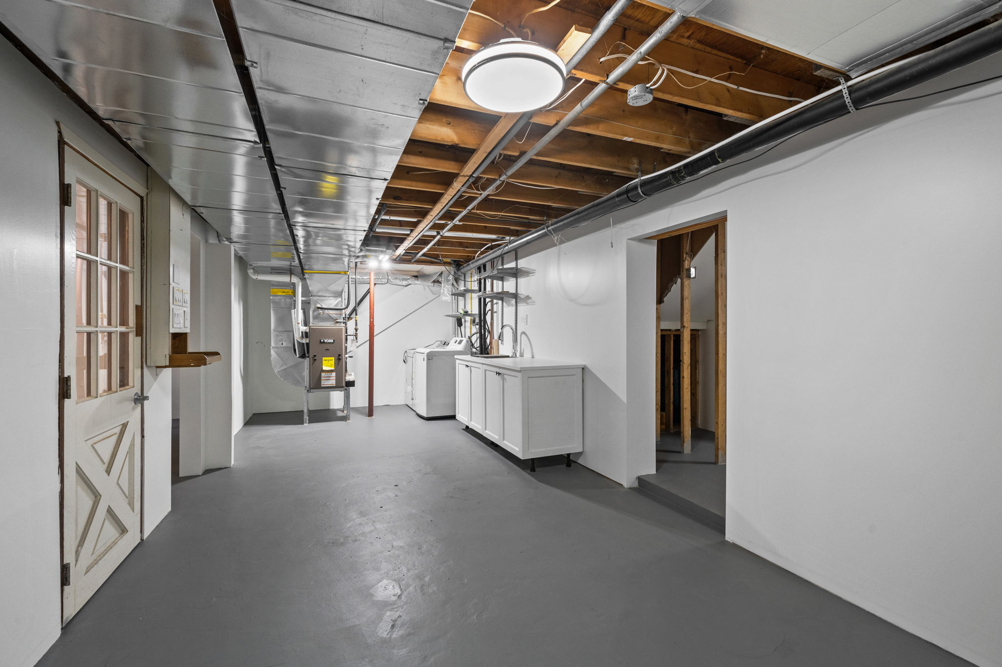  Photo 44