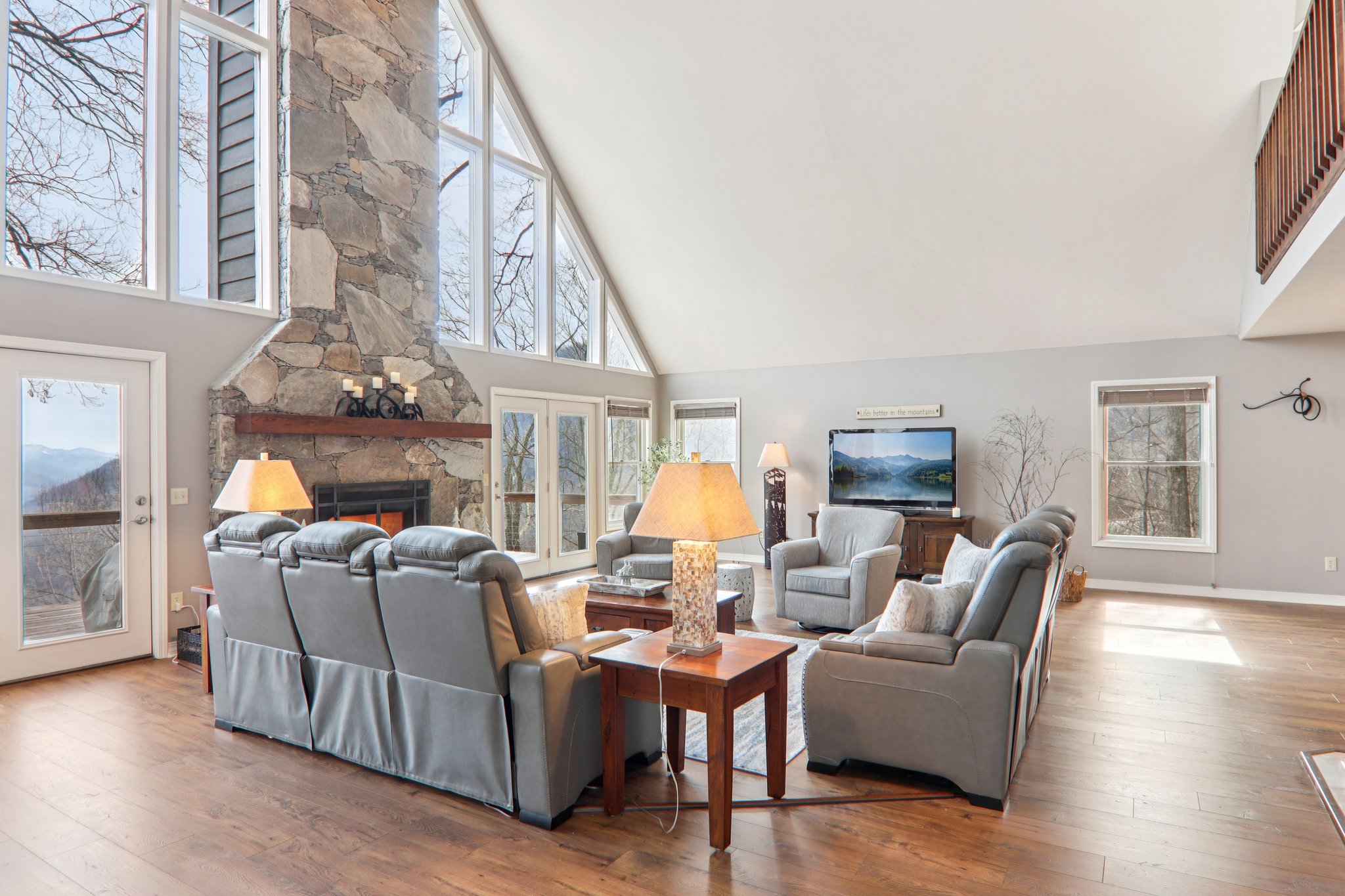 Buckeye Rd-S2502-010.jpg