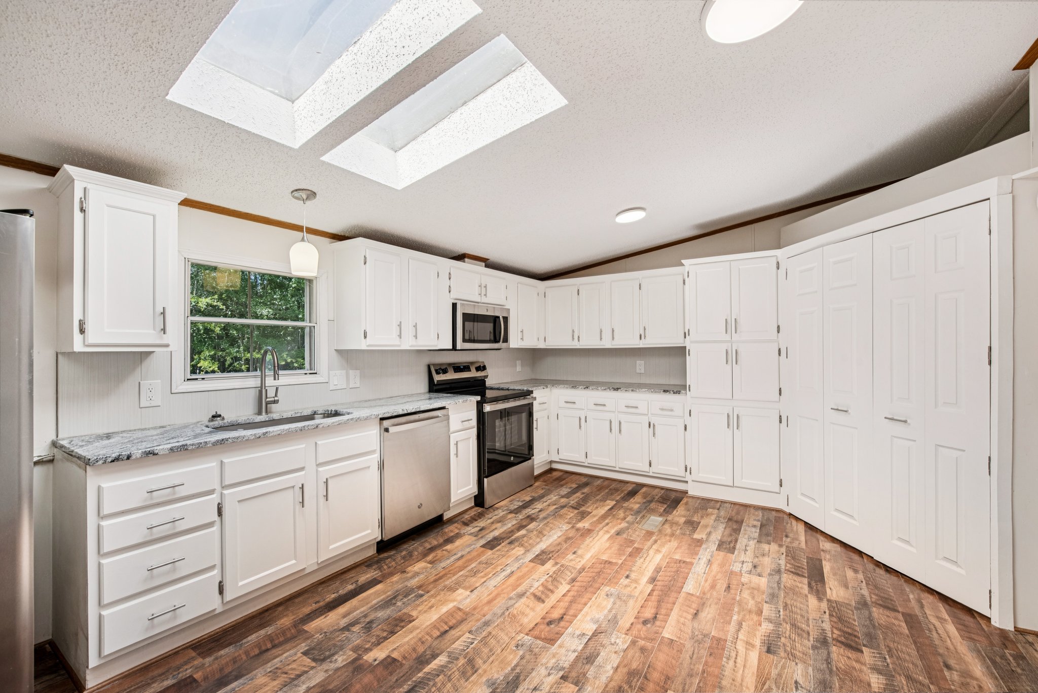 Davidson Ridge Rd-S2808-011.jpg
