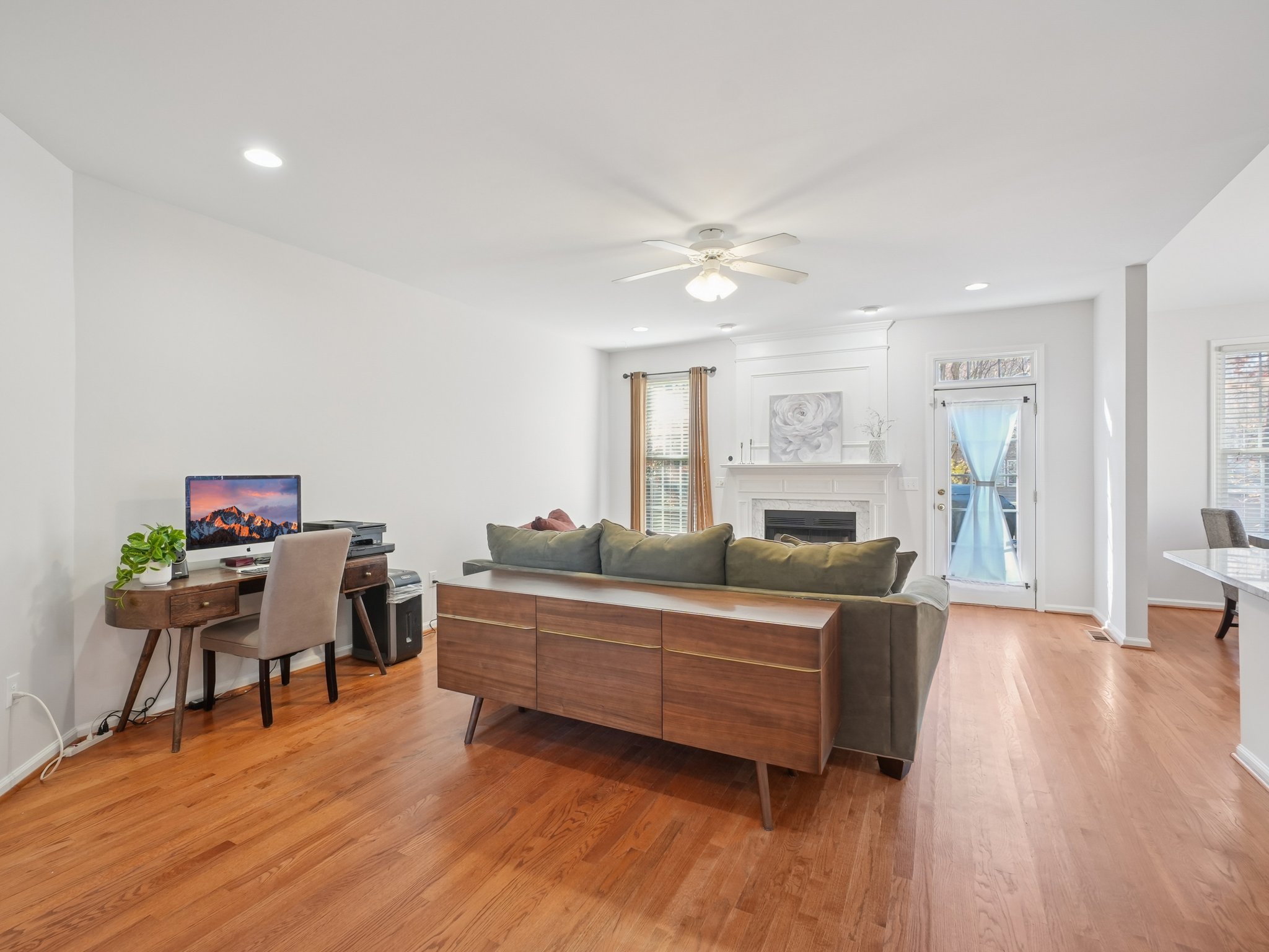 Evergreen View Dr-S2011-007.jpg