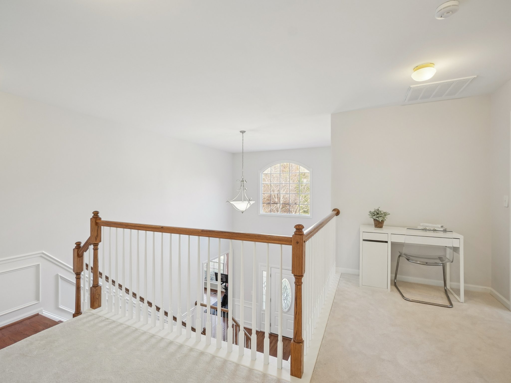 Evergreen View Dr-S2011-033.jpg