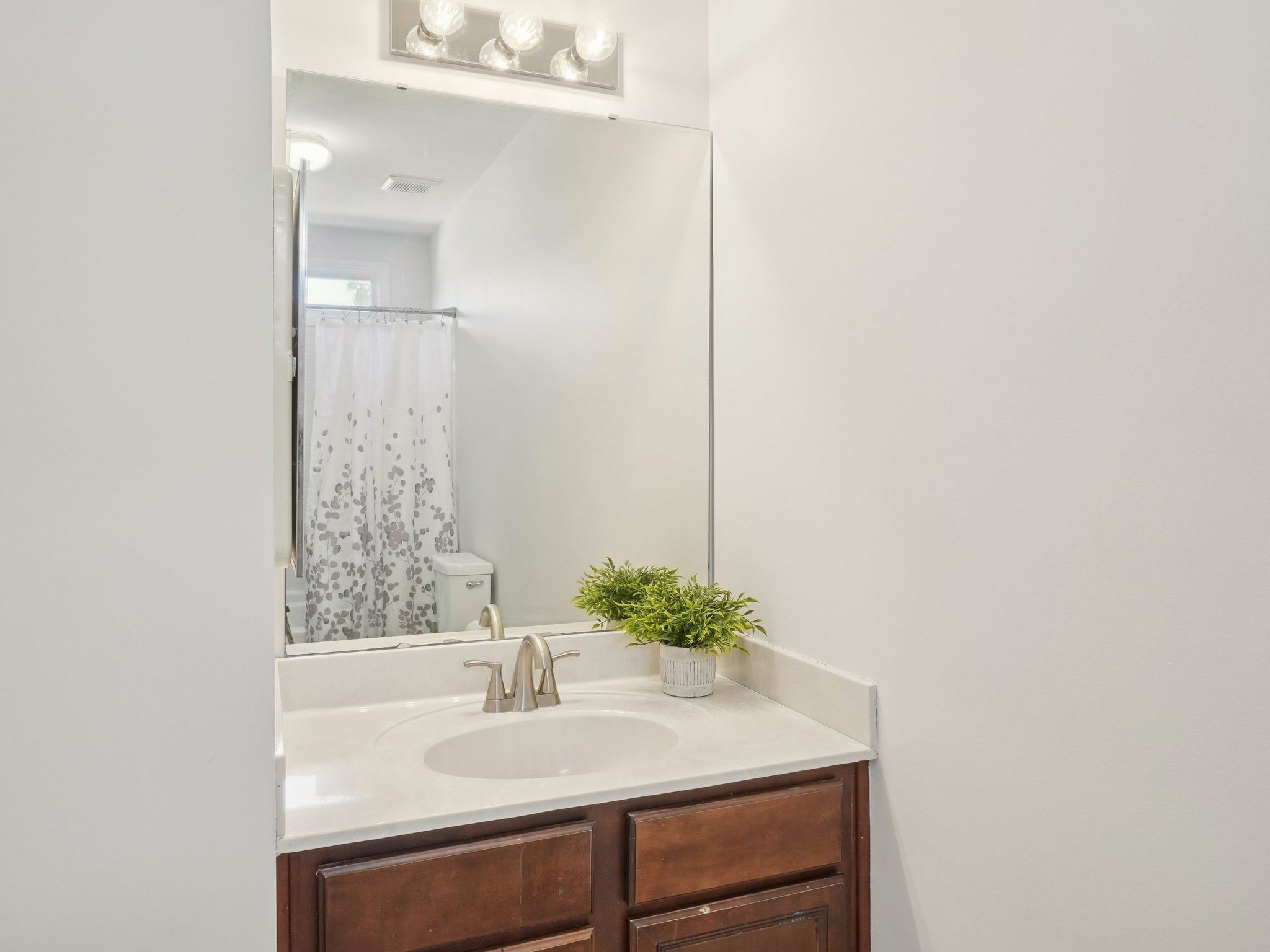 Evergreen View Dr-S2011-037.jpg