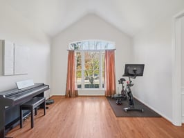 Evergreen View Dr-S2011-016.jpg