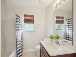 Evergreen View Dr-S2011-040.jpg