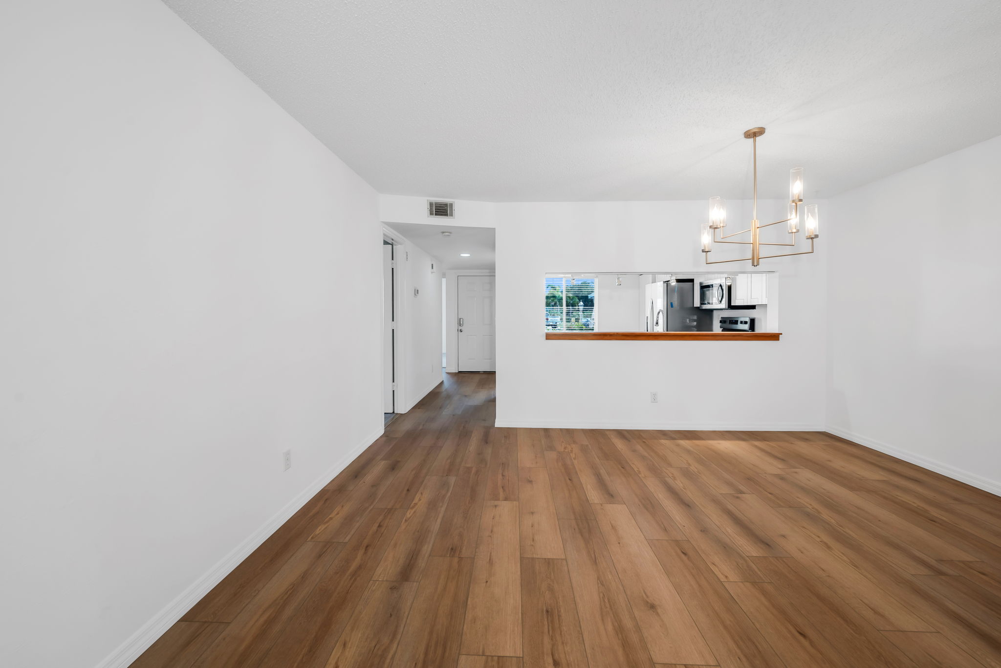 Dining Foyer