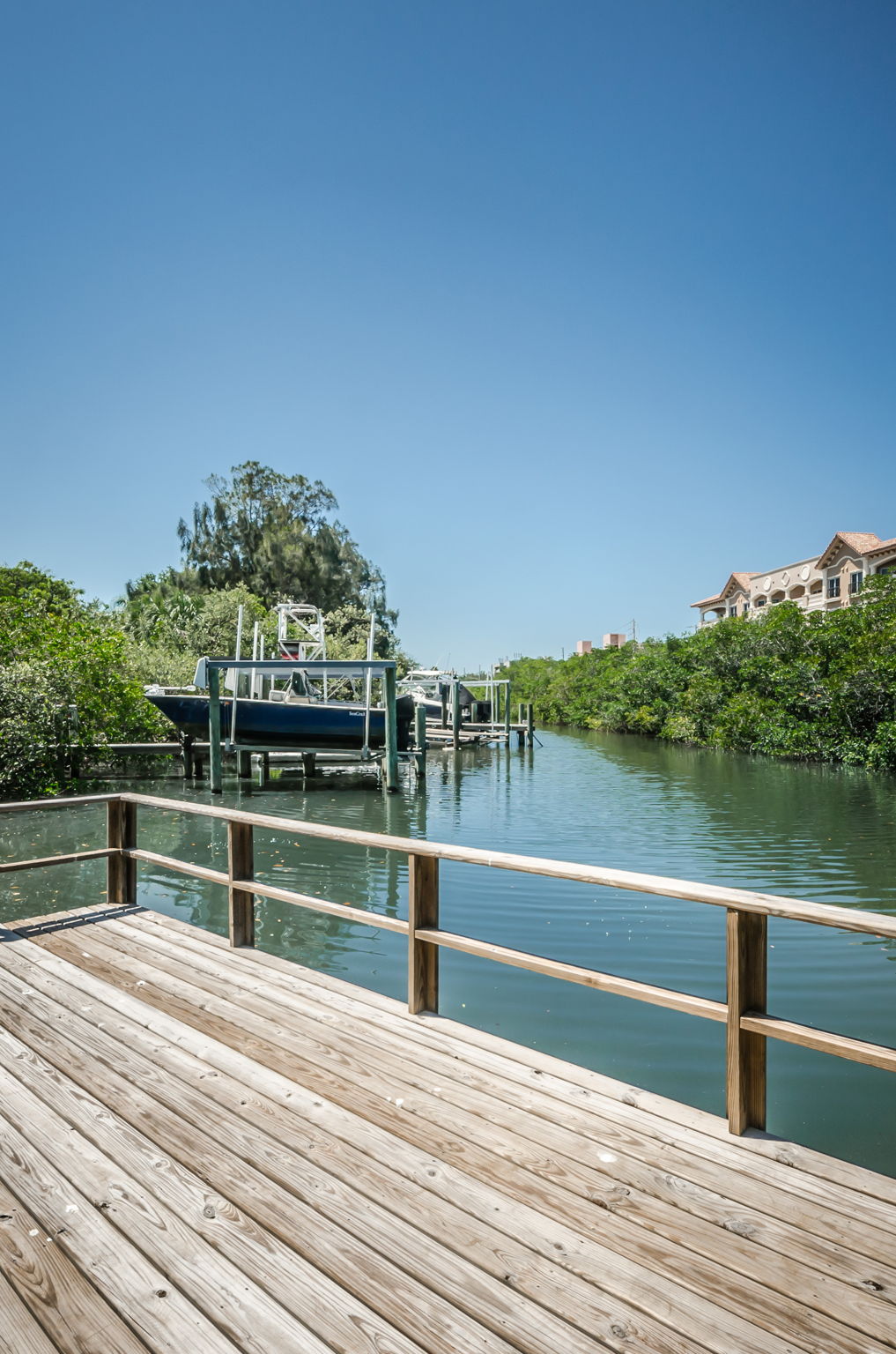 16-Community Dock