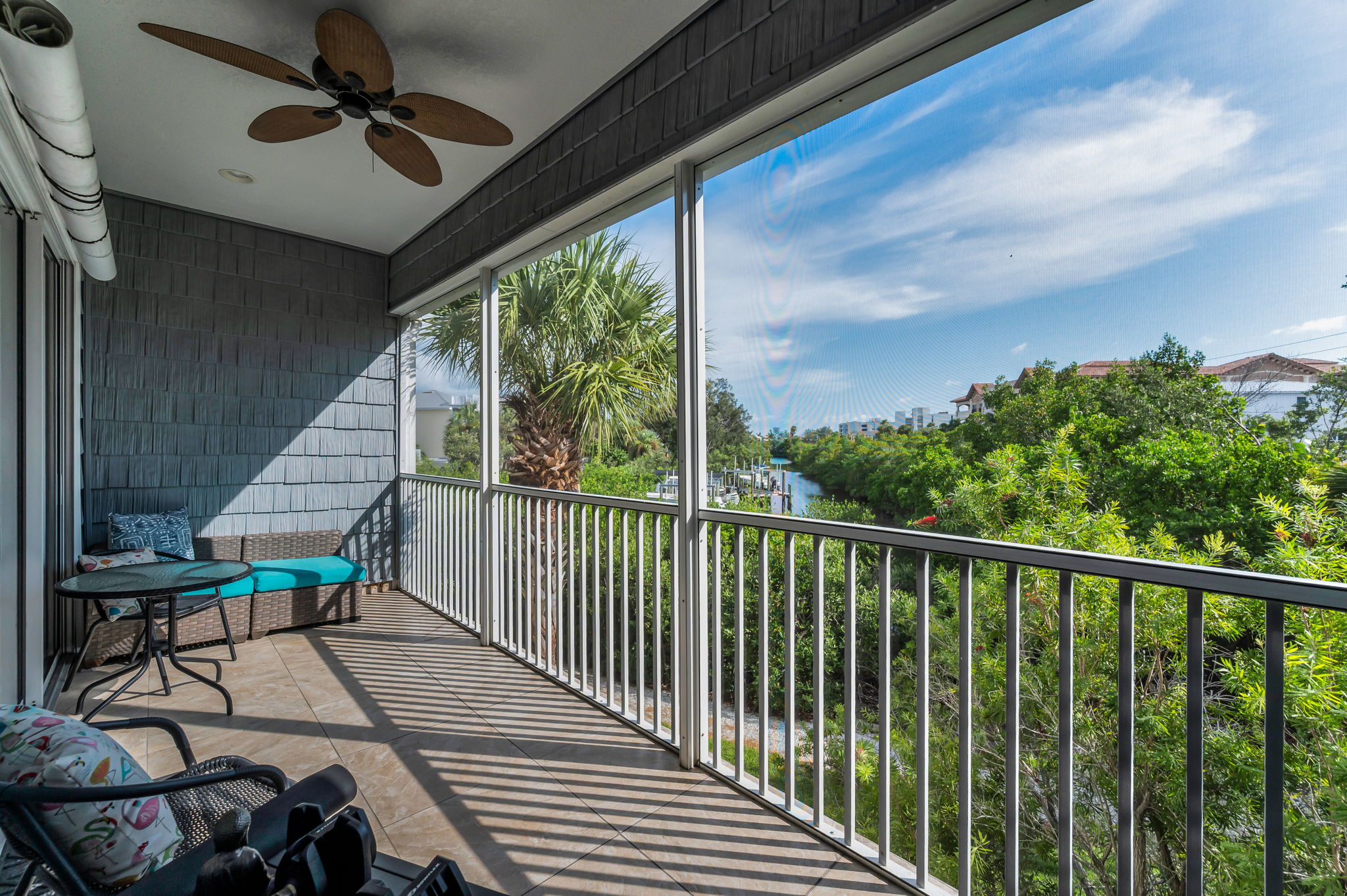 Balcony1
