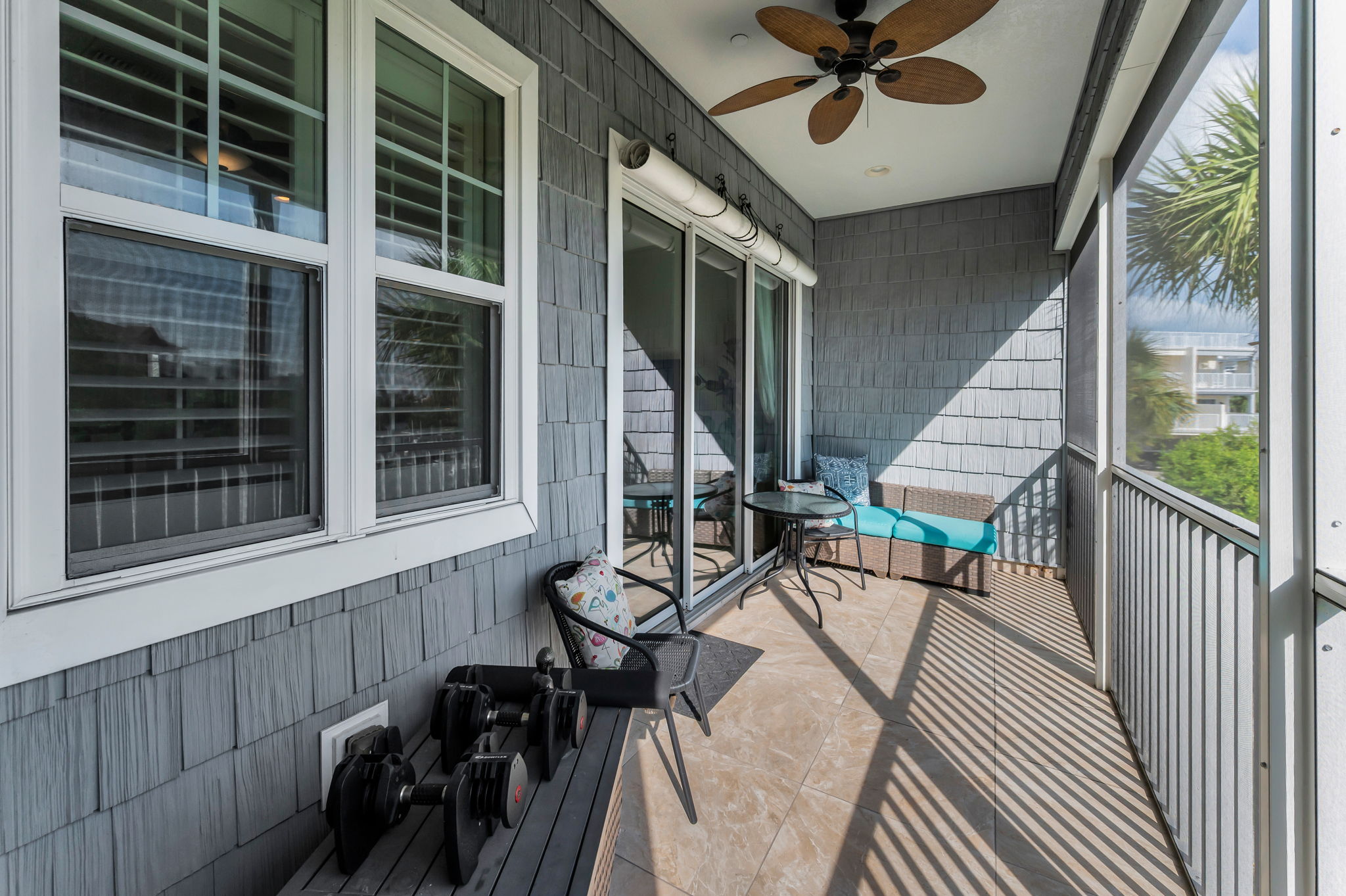 Balcony2