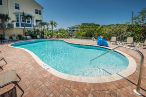 3-Community Pool