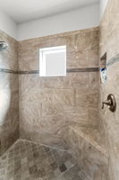 Upper Level Primary Bathroom1b