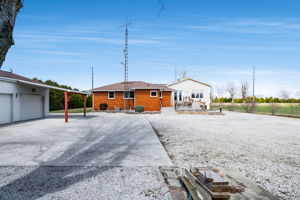  Photo 45