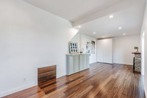 013_208 Princeton Ave