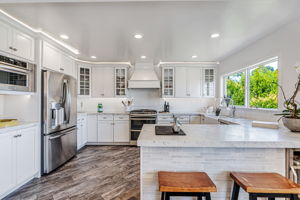 015_208 Princeton Ave
