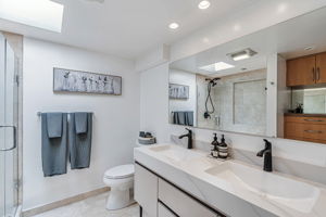 039_208 Princeton Ave