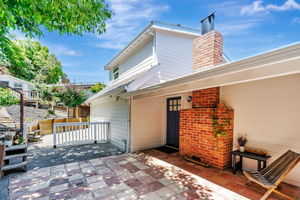 043_208 Princeton Ave