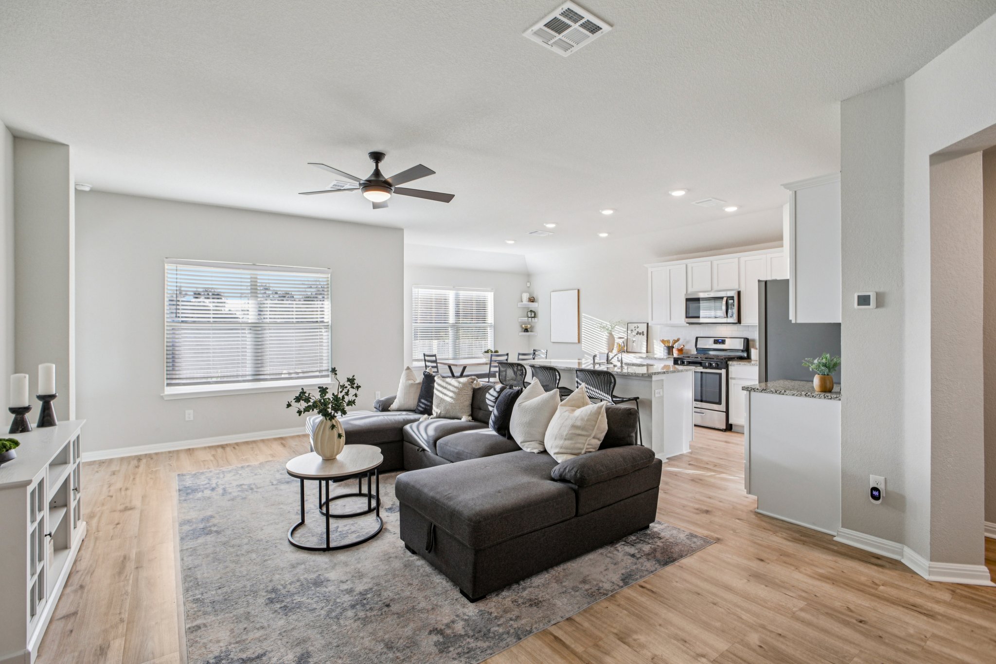 Royal Palm Way-S2012-012.jpg