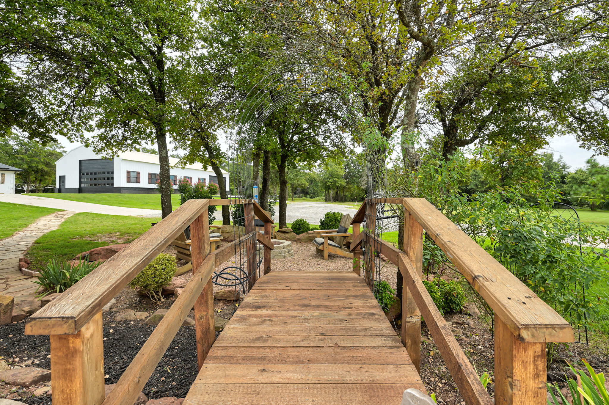  Photo 21
