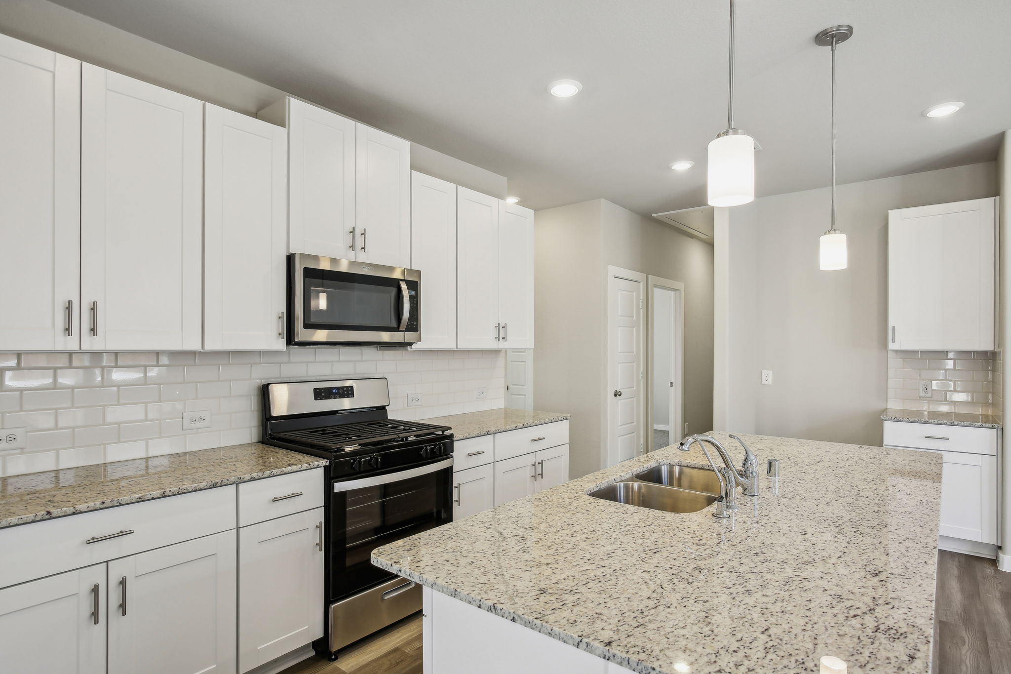 Houston - Pine Lake Cove - 208 Shore Pointe Ct, Montgomery, TX 77316 - 008