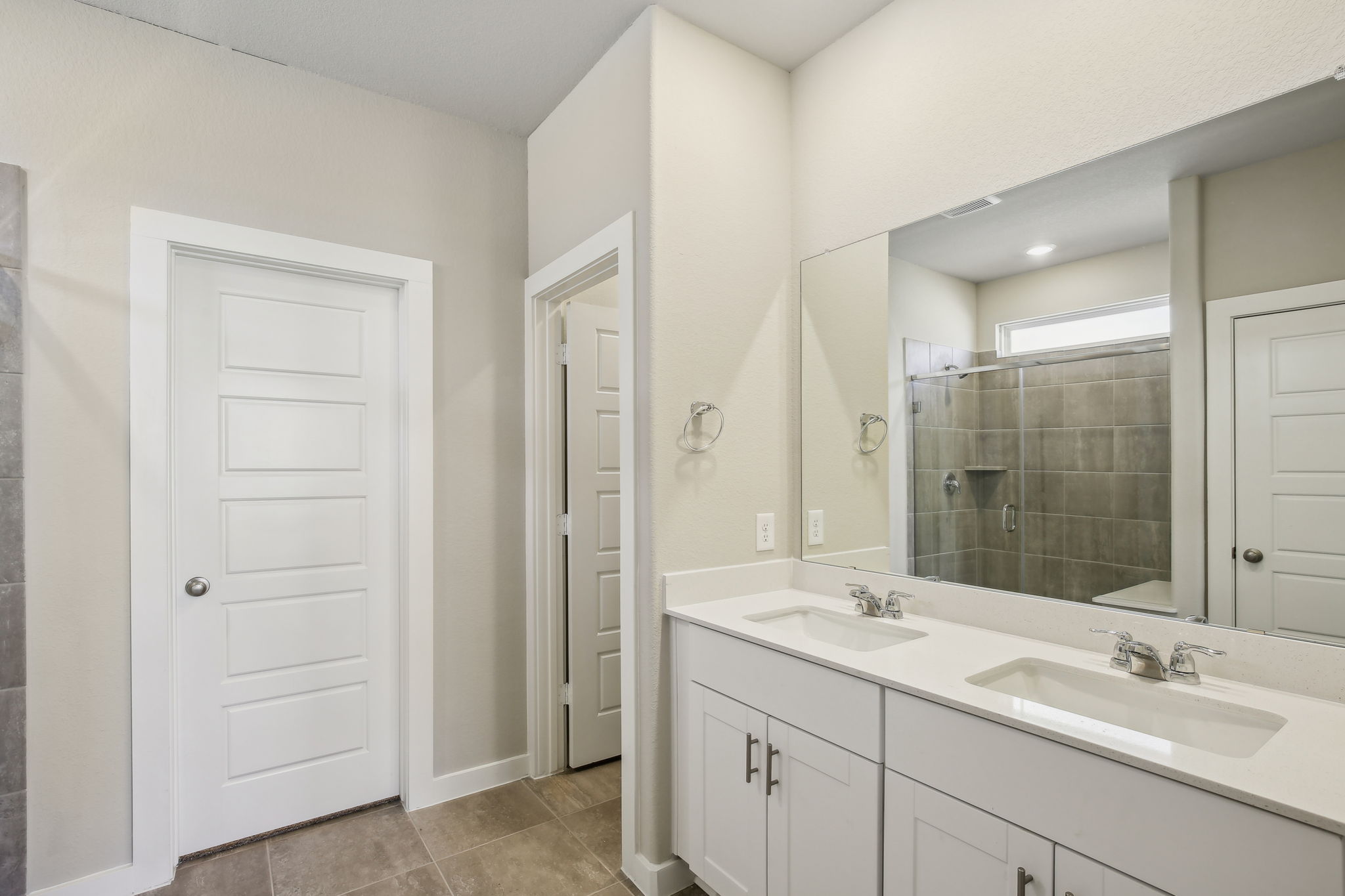 Houston - Pine Lake Cove - 208 Shore Pointe Ct, Montgomery, TX 77316 - 020