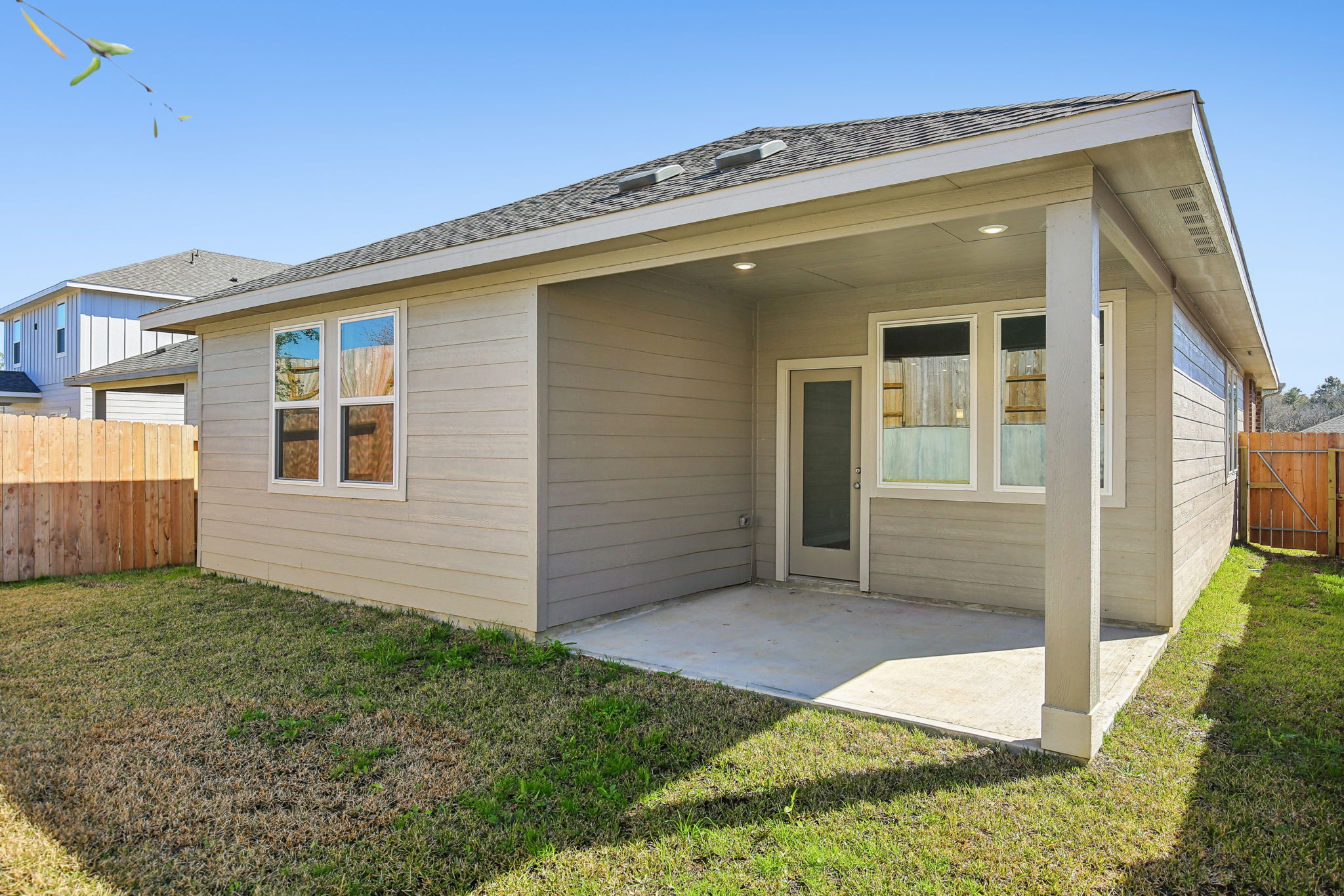 Houston - Pine Lake Cove - 208 Shore Pointe Ct, Montgomery, TX 77316 - 023