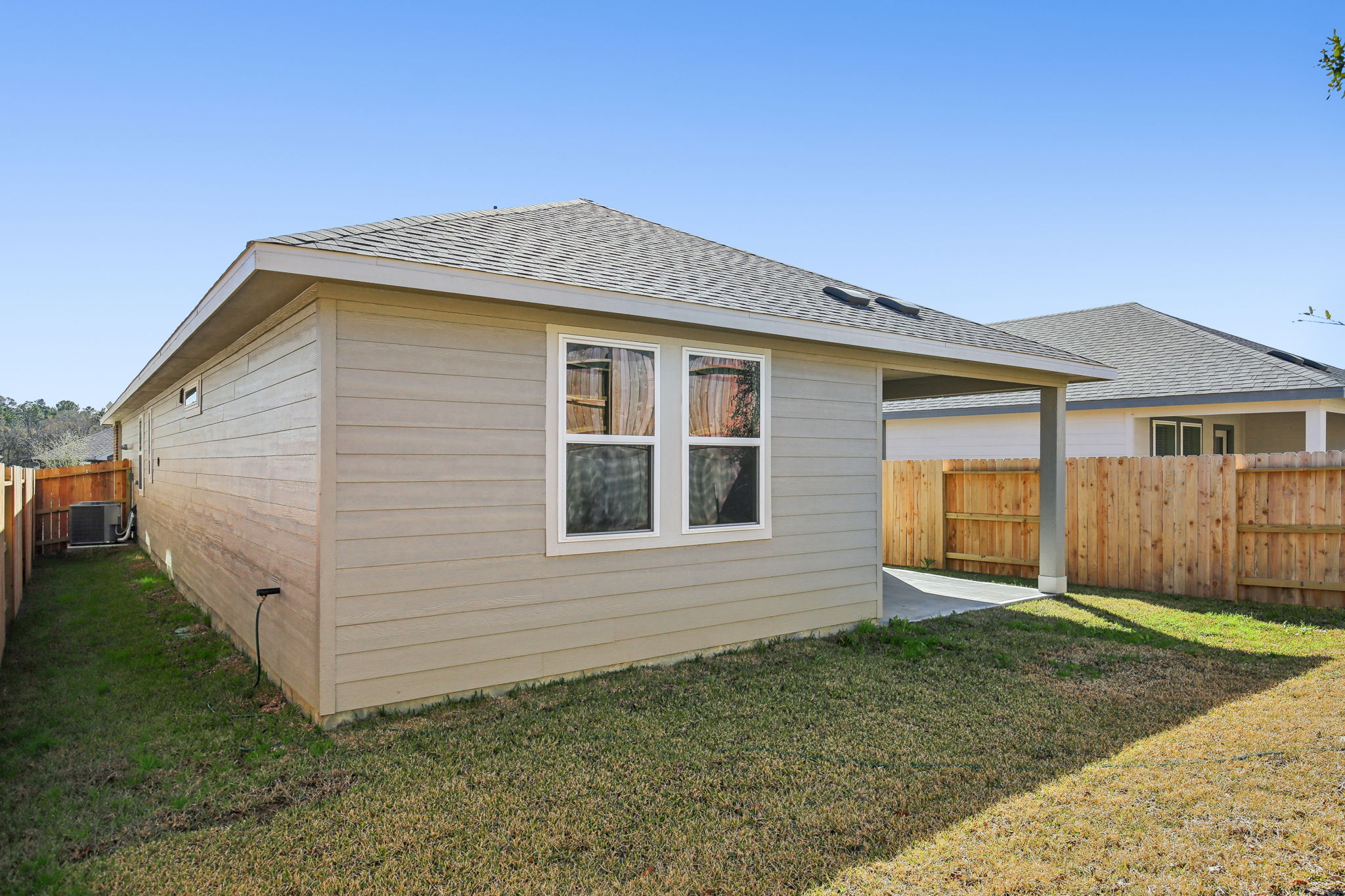 Houston - Pine Lake Cove - 208 Shore Pointe Ct, Montgomery, TX 77316 - 025