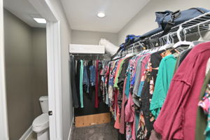  Photo 52