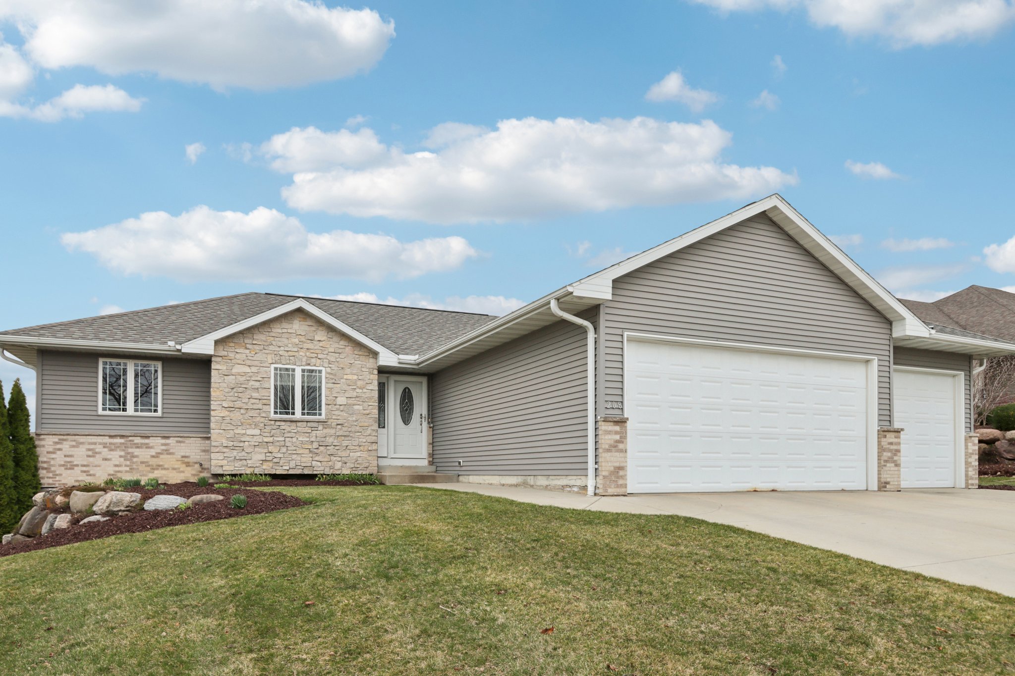 Steeple Ct-S2703-002.jpg