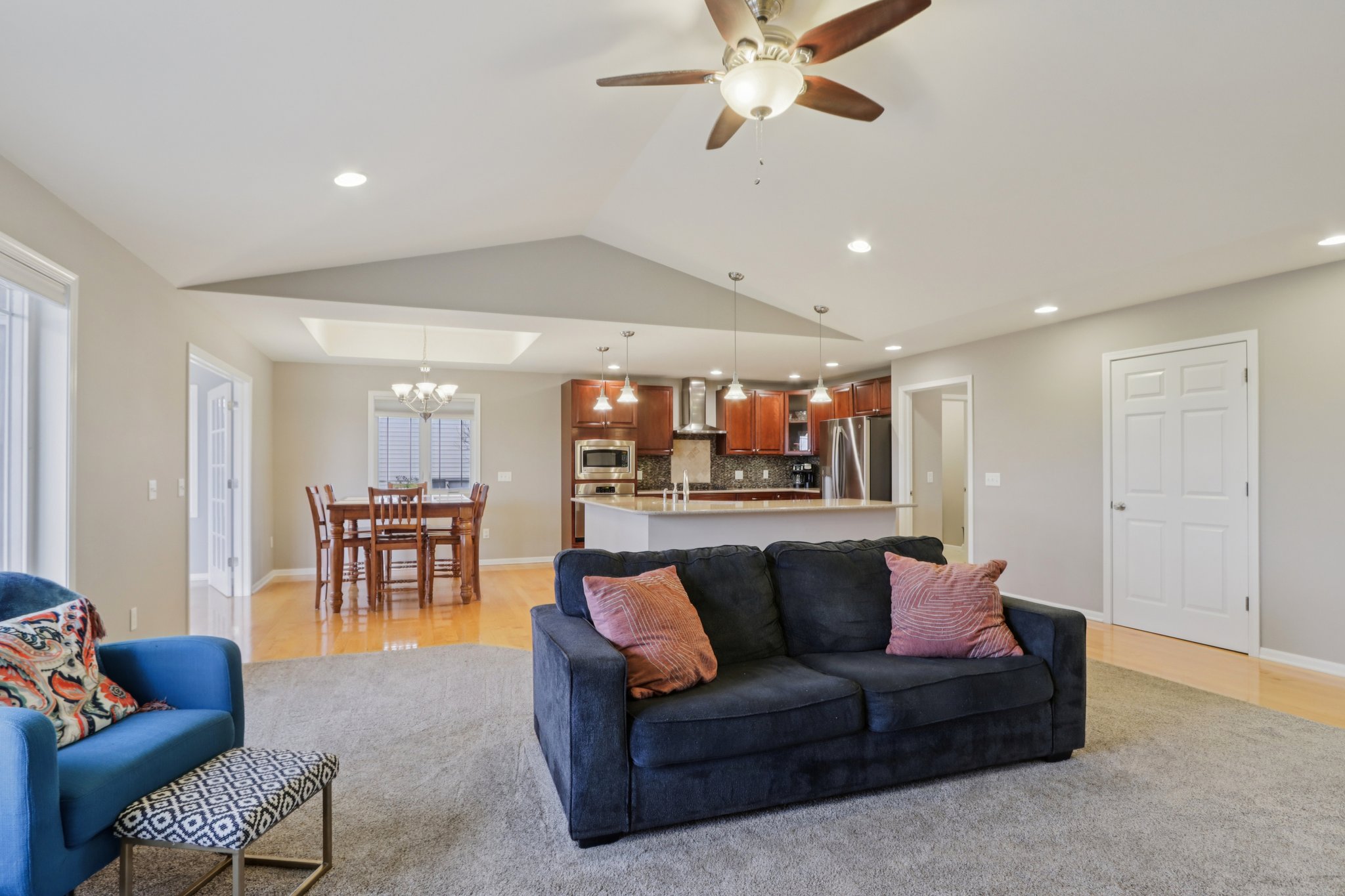 Steeple Ct-S2703-010.jpg