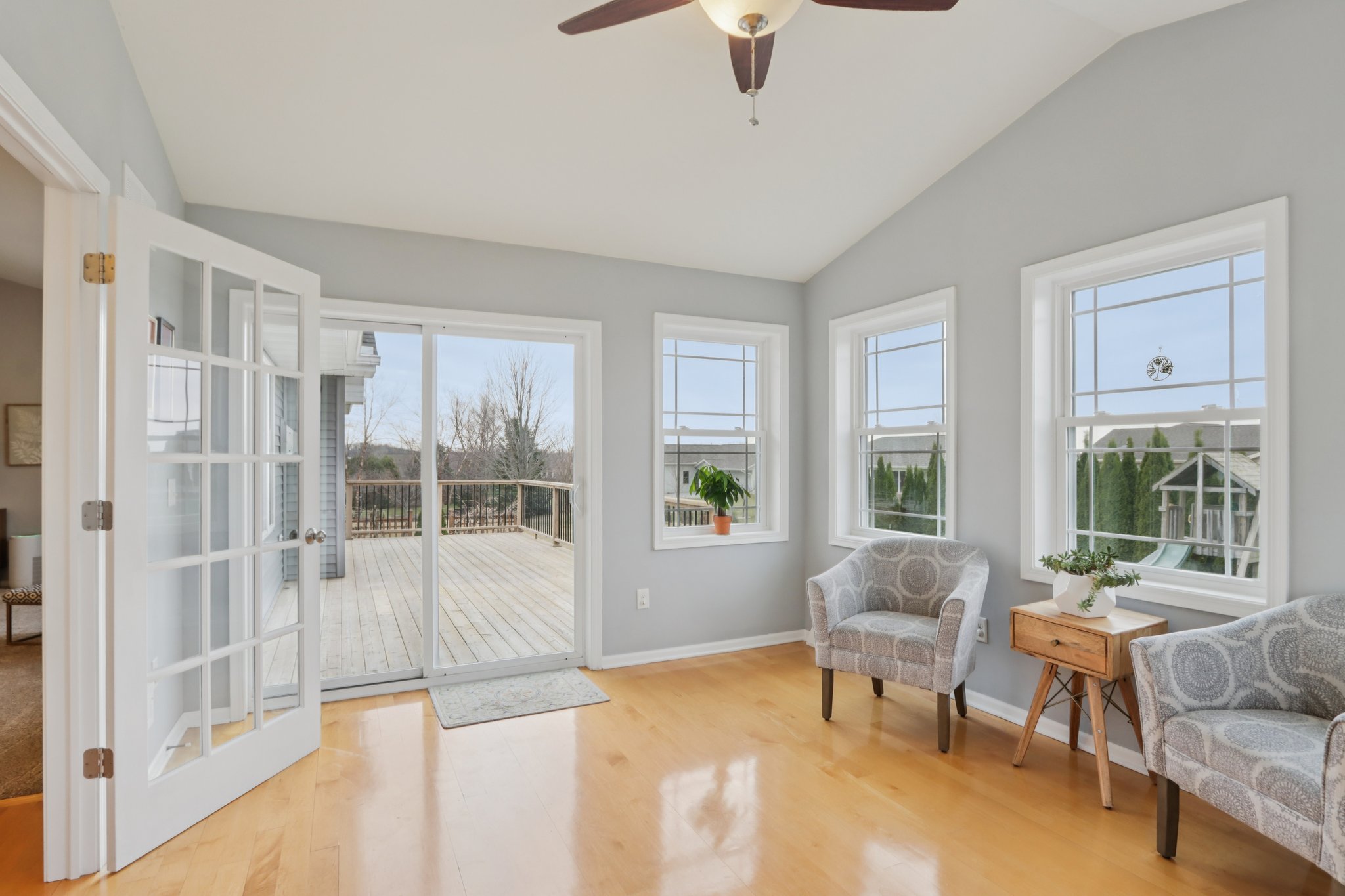 Steeple Ct-S2703-012.jpg