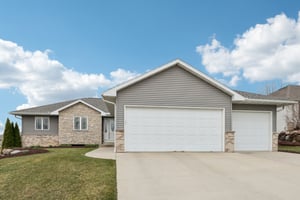 Steeple Ct-S2703-001.jpg