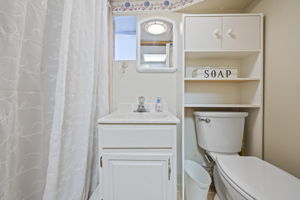  Photo 31