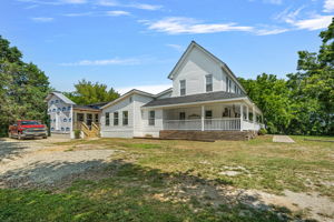  Photo 42