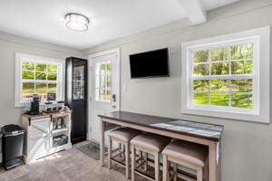 2080 Springs Rd-14
