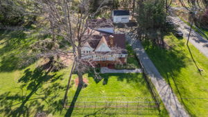 2080 Springs Rd-33