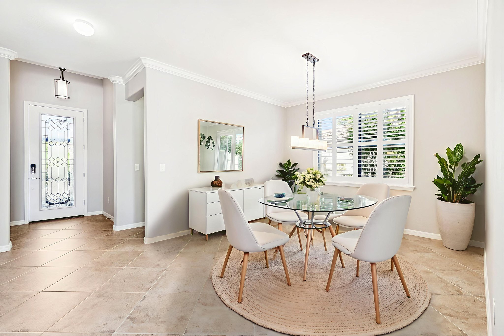 DSC_8512 virtually staged.jpeg