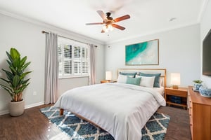 DSC_8362 virtually staged.jpeg