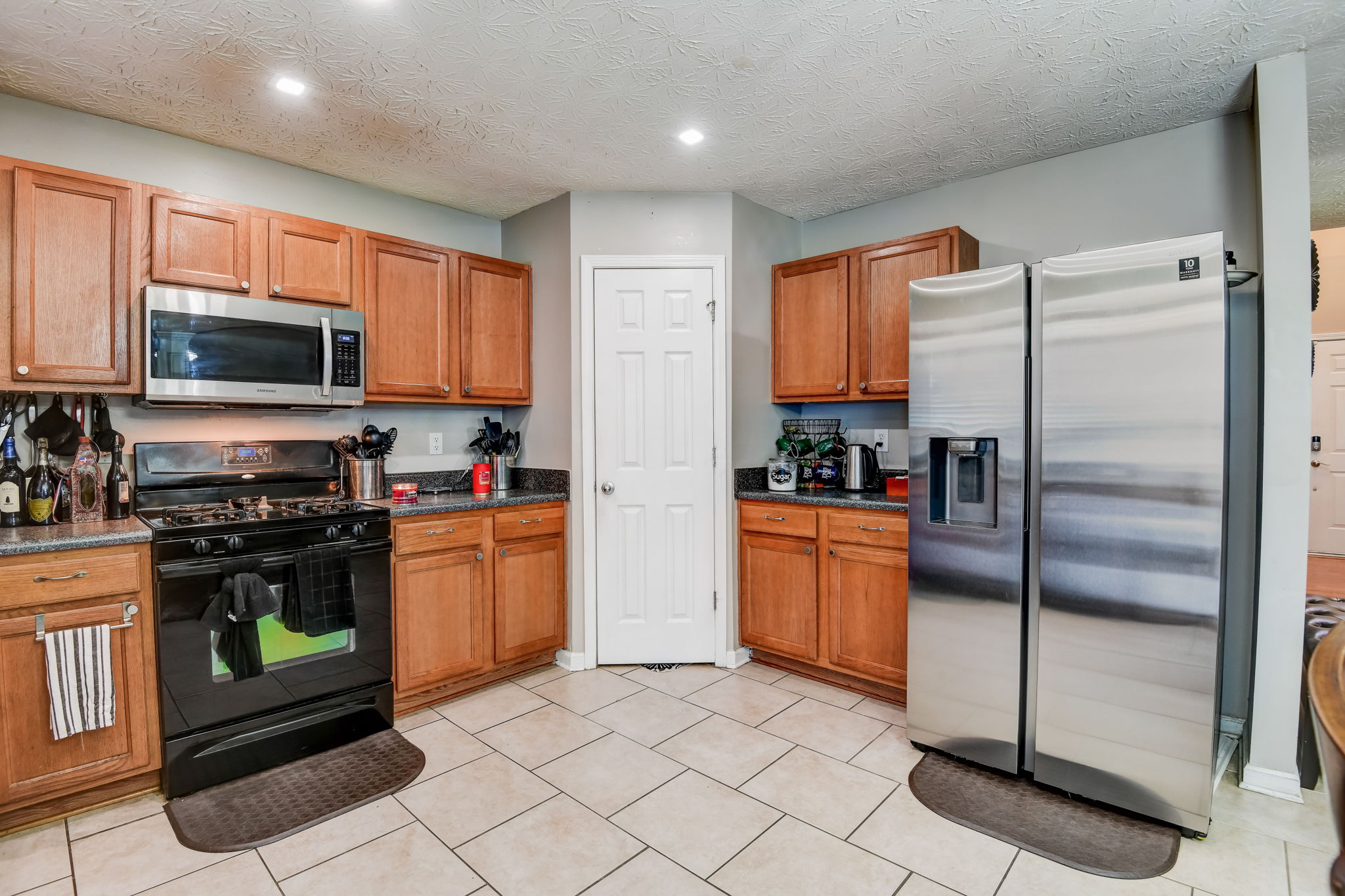 2081 Pineview Trail, Ellenwood, GA 30294 ShowingTime+ Listing Media Services