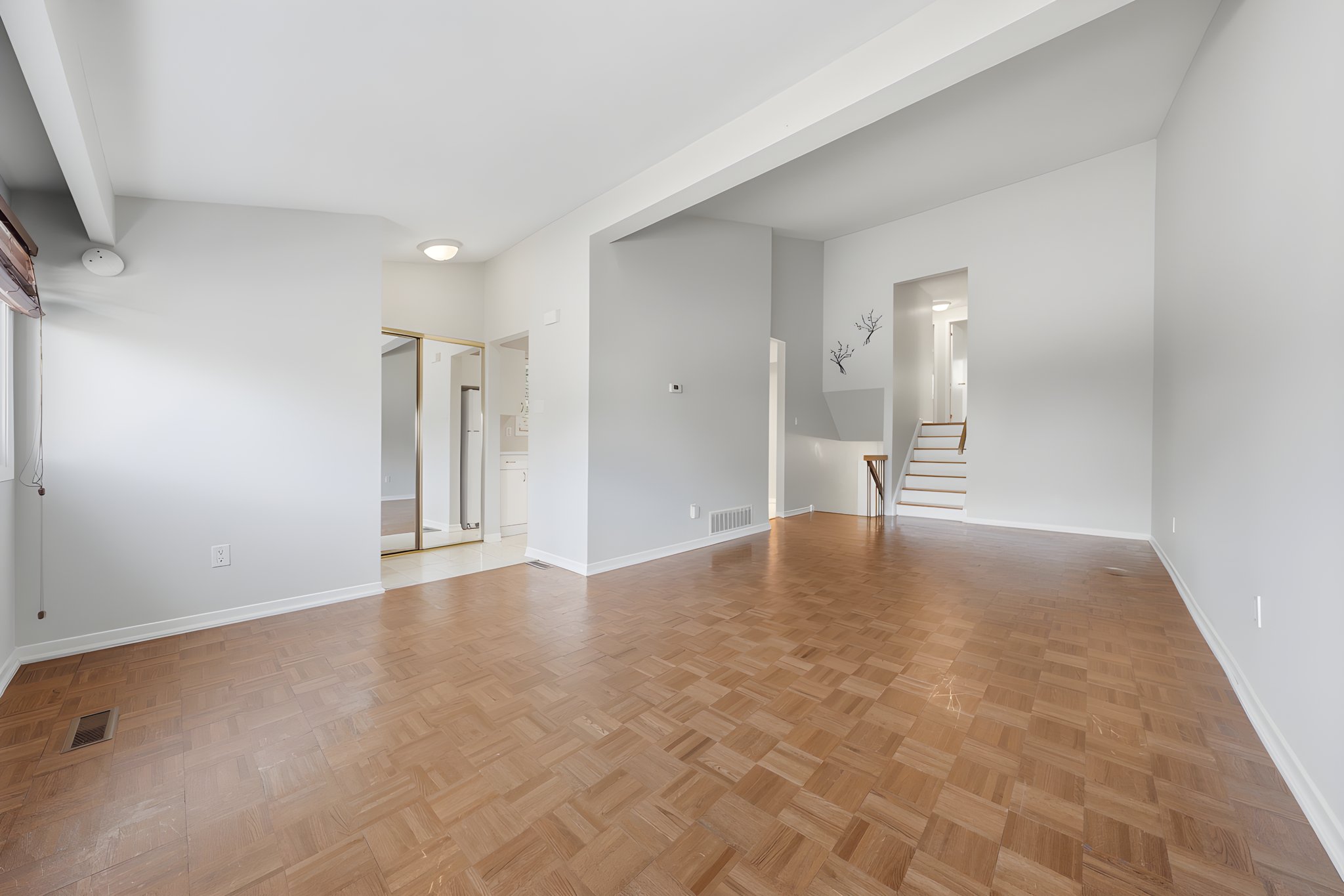 VGT04635 furniture removed.jpeg