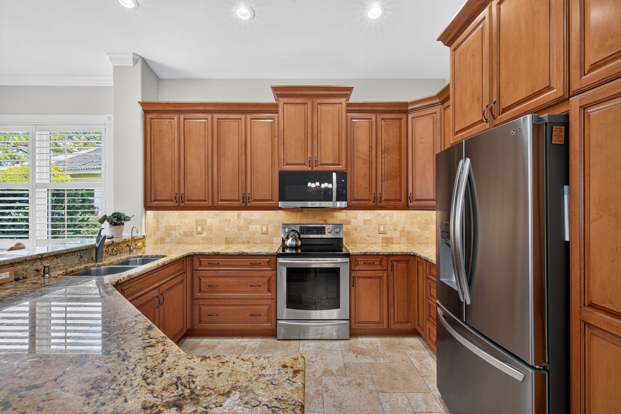 Kitchen 1 of 4