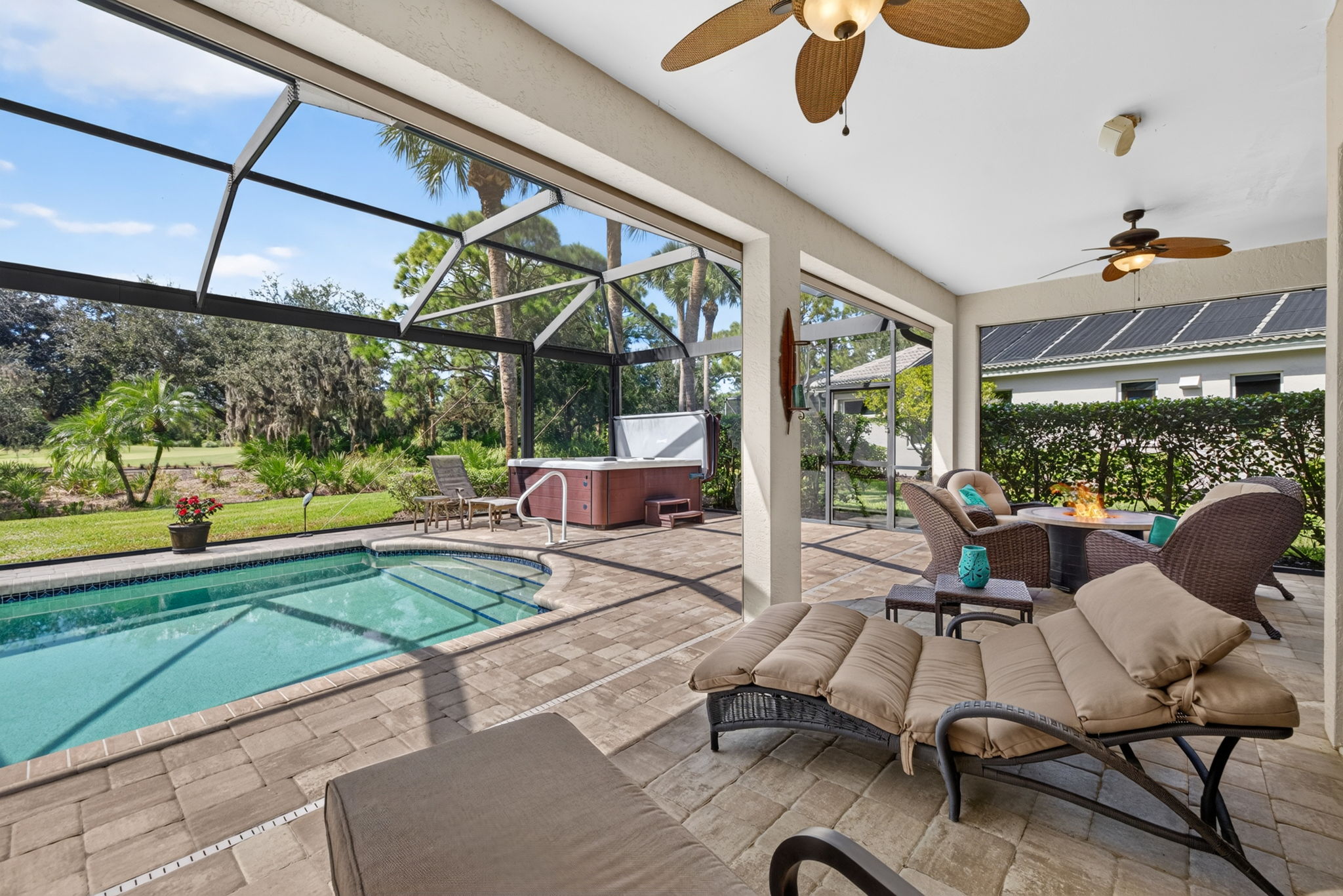 Lanai 2 of 2
