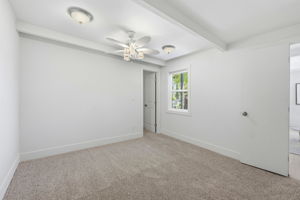 024_F8_2082 Overhill Rd
