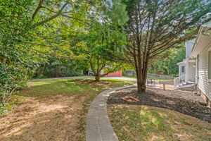 Walkway To The Secondary House From The Alternate Driveway