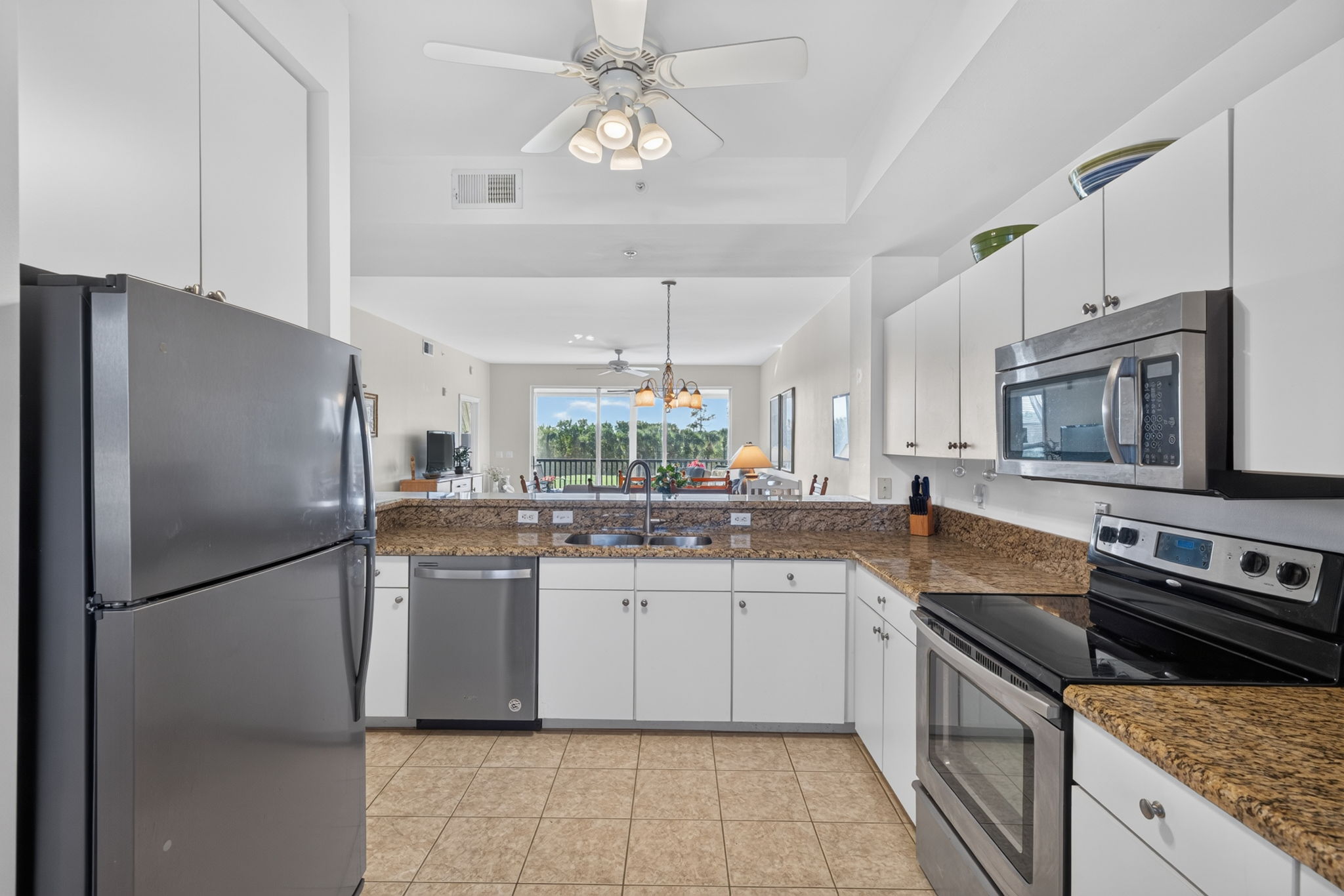 Kitchen 2 of 3