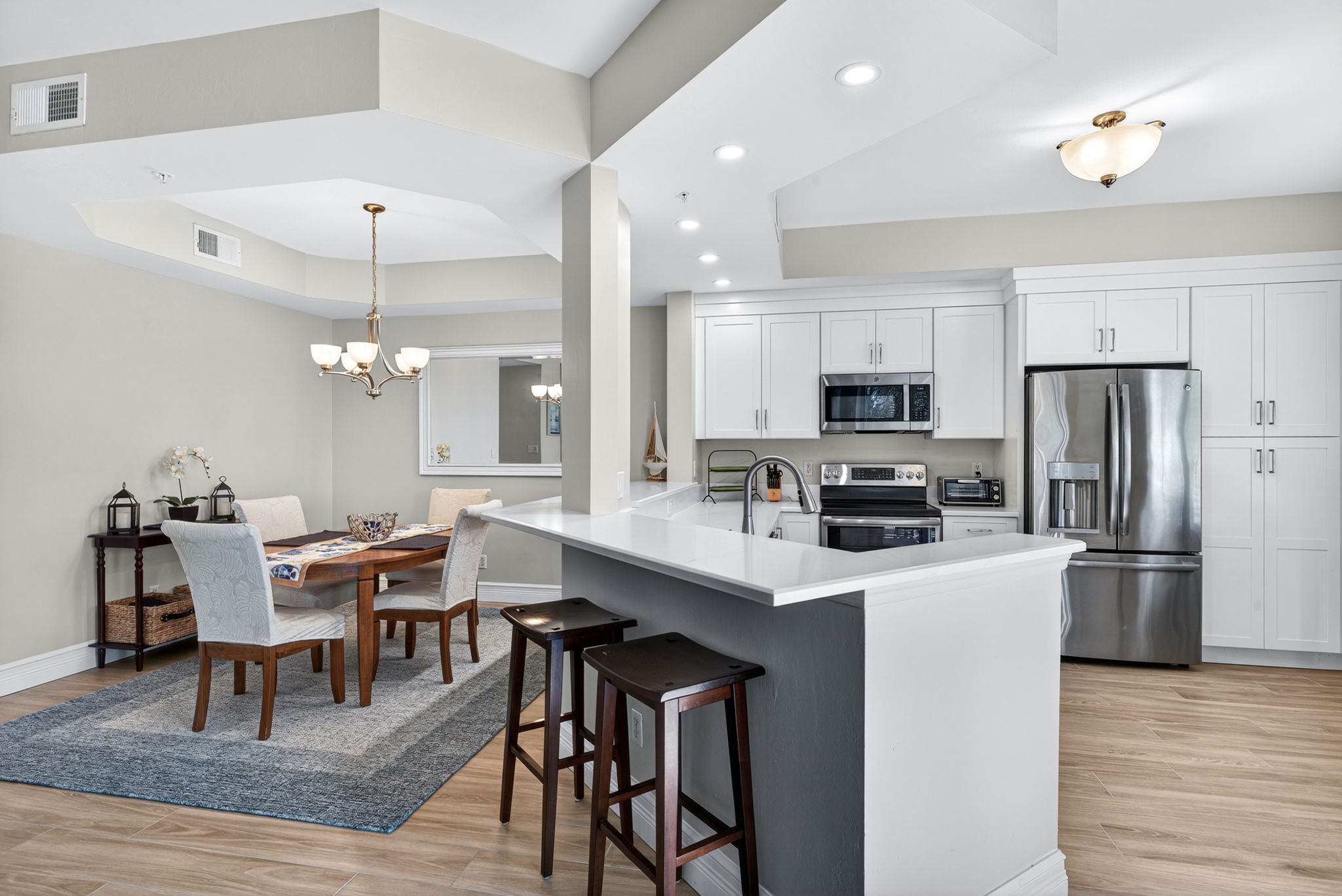 Breakfast Bar 2 of 2