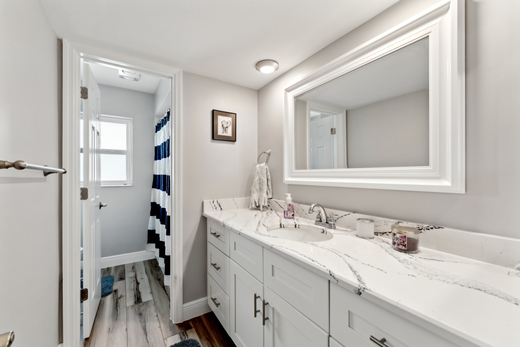 Coral Point Dr-026.jpg